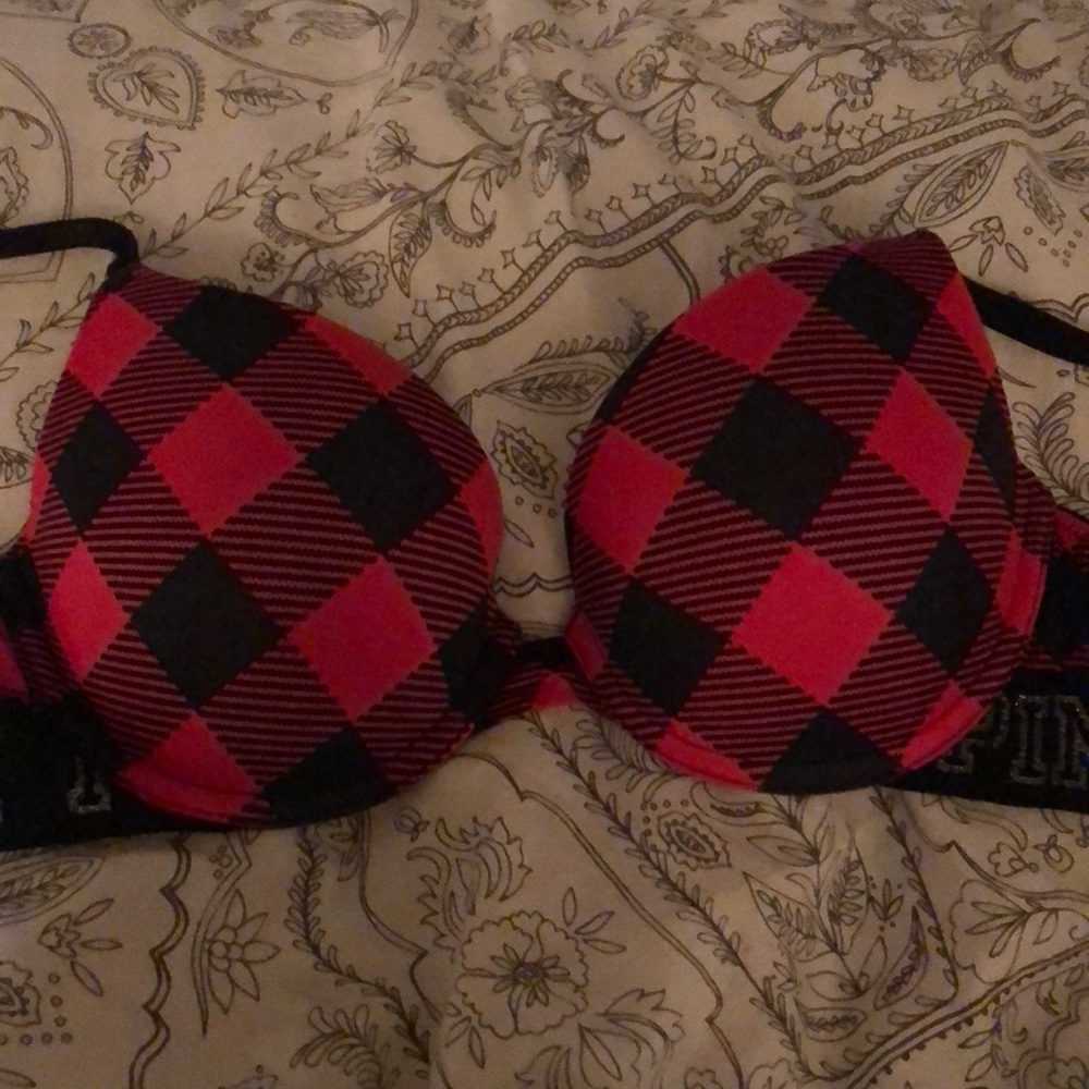 push up vs bra